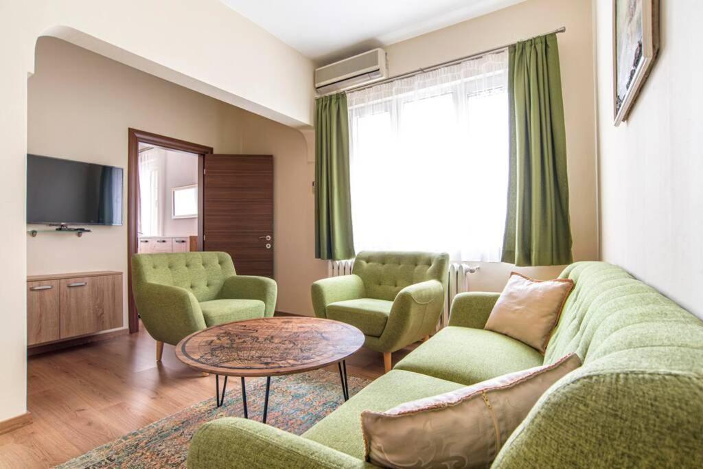 Elegant & Stylish 2 Bedroom Top Central Apartment Sofia Exterior photo
