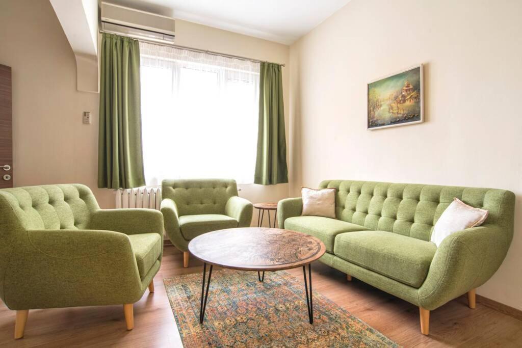Elegant & Stylish 2 Bedroom Top Central Apartment Sofia Exterior photo